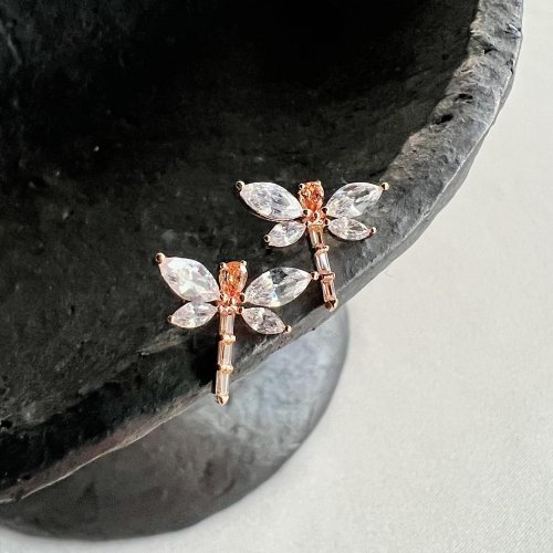 Carousel post from blingtw.