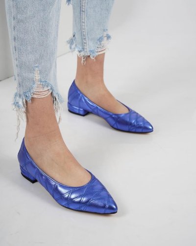 Carousel post from ossoshoes.