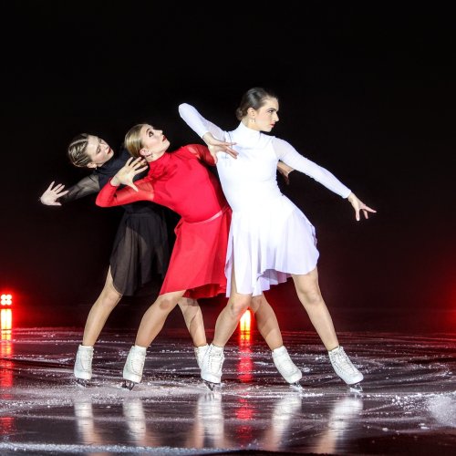 Carousel post from icetheatreofny.