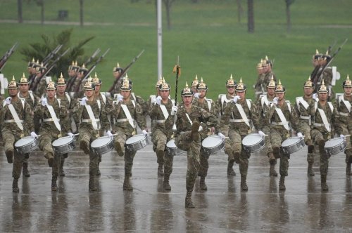 Carousel post from escuelamilitaroficial.