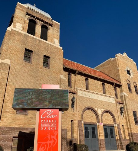 Carousel post from denfringe.