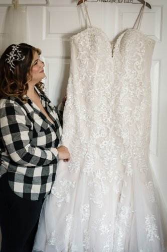 Carousel post from thecurvybridenj.