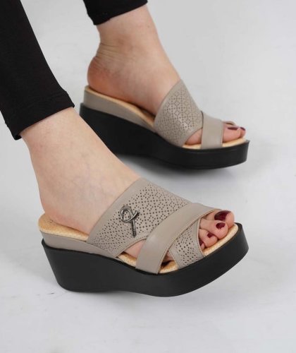 Carousel post from ossoshoes.