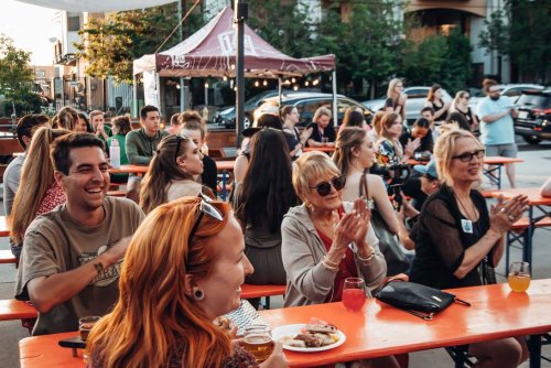 Carousel post from denfringe.