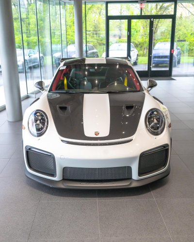 Carousel post from porschewarrington.