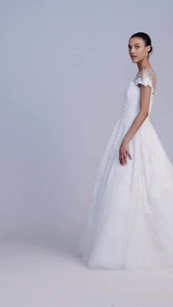 Video post from lelitebridal.