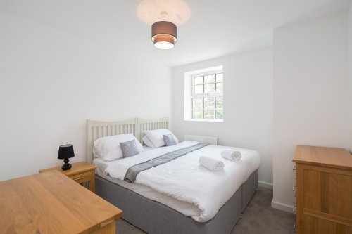 Photo post from kasarstays.