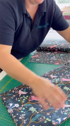 Video post from elephantinmyhandbag.