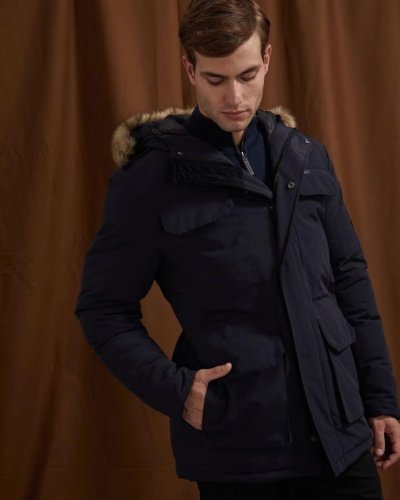 Carousel post from galeriaspacificoshopping.