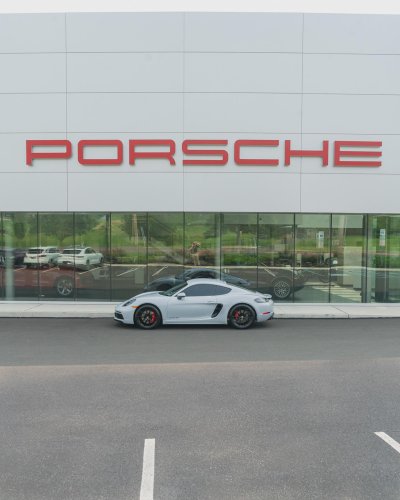 Carousel post from porschewarrington.