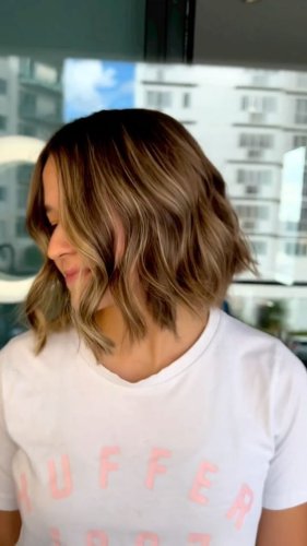 Video post from trindadehairstylist.