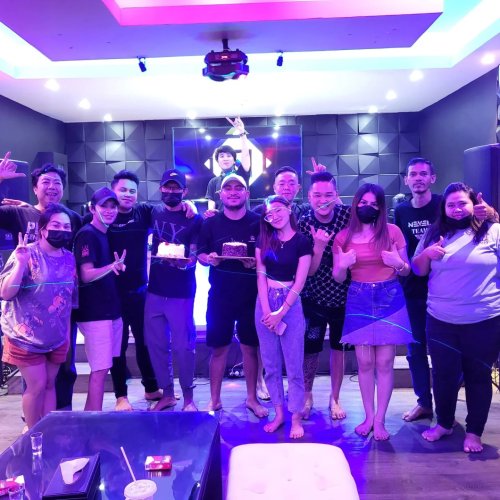 PostPhoto