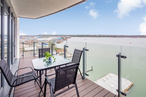 Photo post from kasarstays.