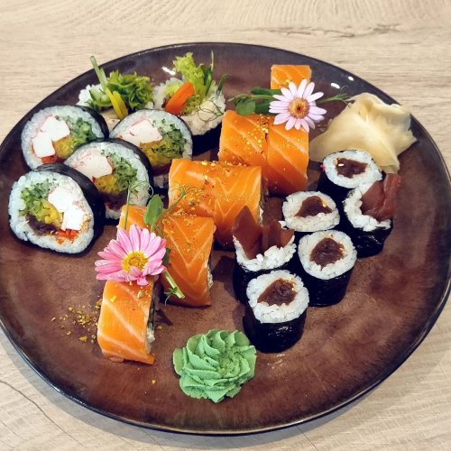 Carousel post from sun_sushi_restaurant.