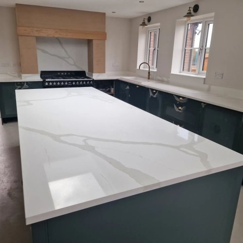Carousel post from ellocoworktops.