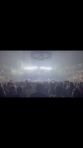 Video post from lecheminduroi.