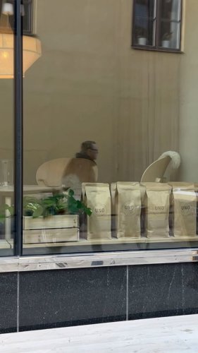 Video post from uno_fika_butik.