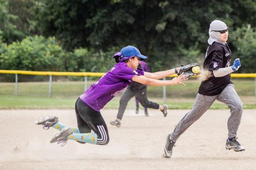 Photo post from sisterhoodsoftball.