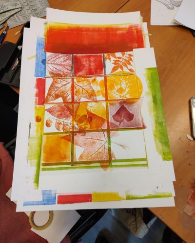 Carousel post from aur_arts.