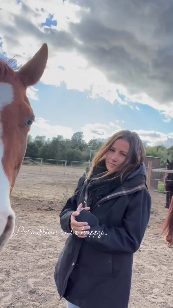 Video post from __amber_lydic__.