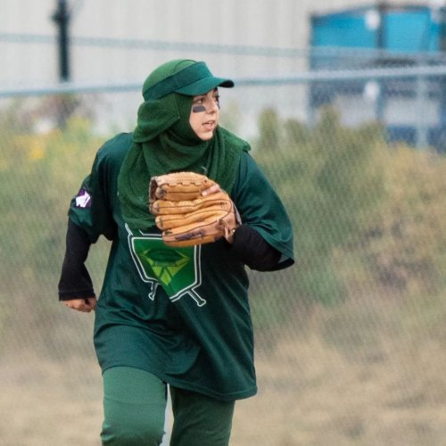 Photo post from sisterhoodsoftball.
