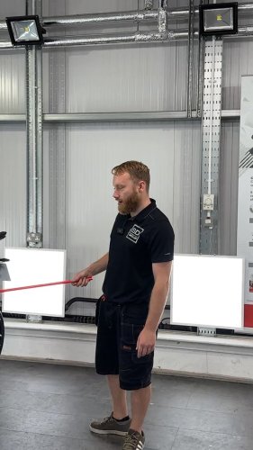 Video post from spotlessdetailing_group.