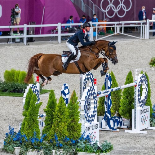 Carousel post from fei_global.