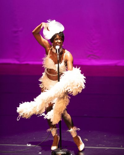 Carousel post from denfringe.