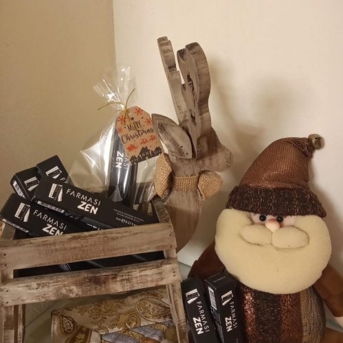 Carousel post from la_gifteria.