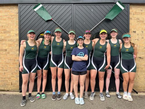 Carousel post from queensboatclub.