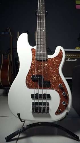 Video post from miyatamusic.