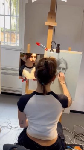 Video post from aur_arts.