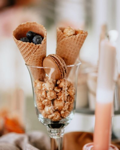 Carousel post from suesseboutique.