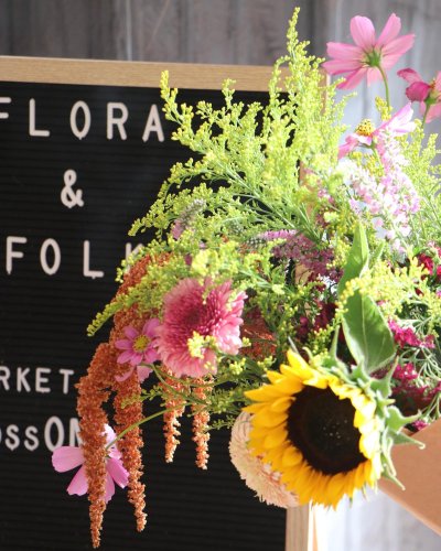 Carousel post from currumbinvalleyharvest.