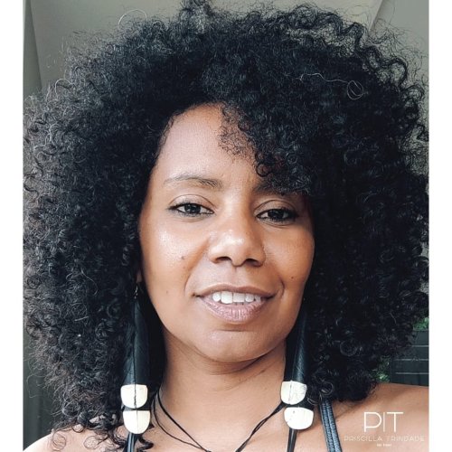 Carousel post from trindadehairstylist.