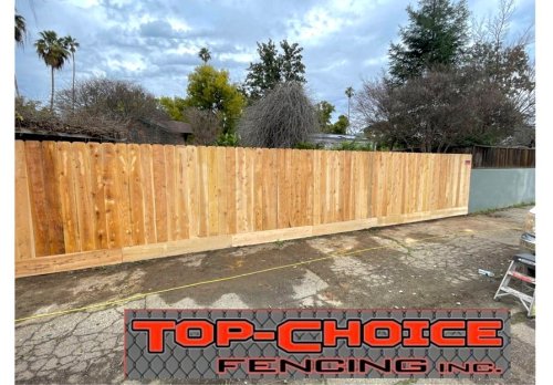 Carousel post from topchoicefencing.