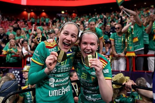 Carousel post from kauppitwins.