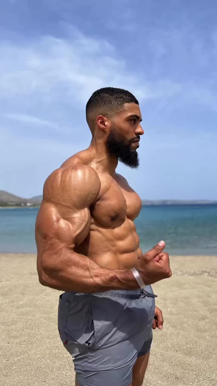 Video post from ph_gains.