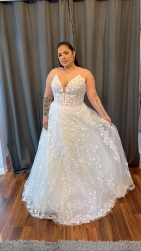 Video post from thecurvybridenj.