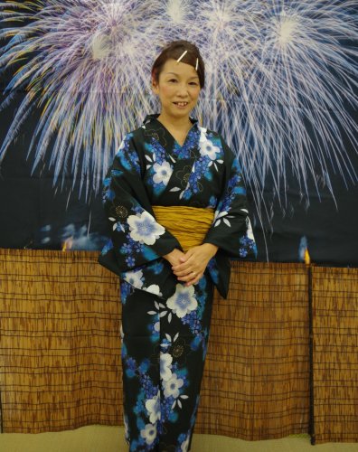 Carousel post from tenga.kimono.