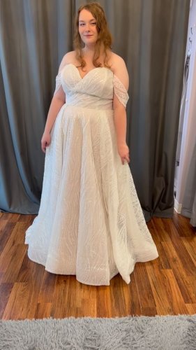 Video post from thecurvybridenj.