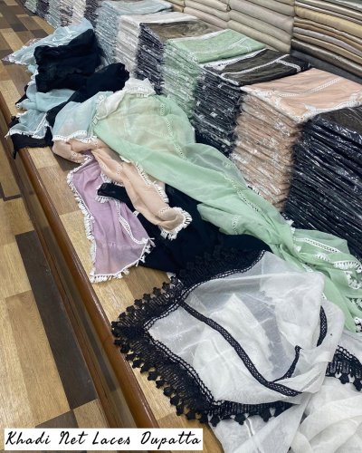 Carousel post from akbar_fabrics_.