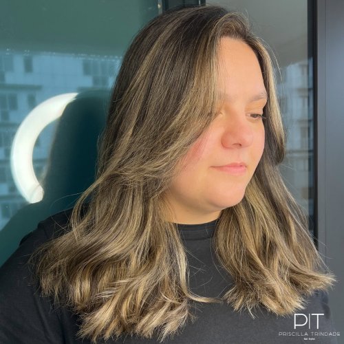 Carousel post from trindadehairstylist.