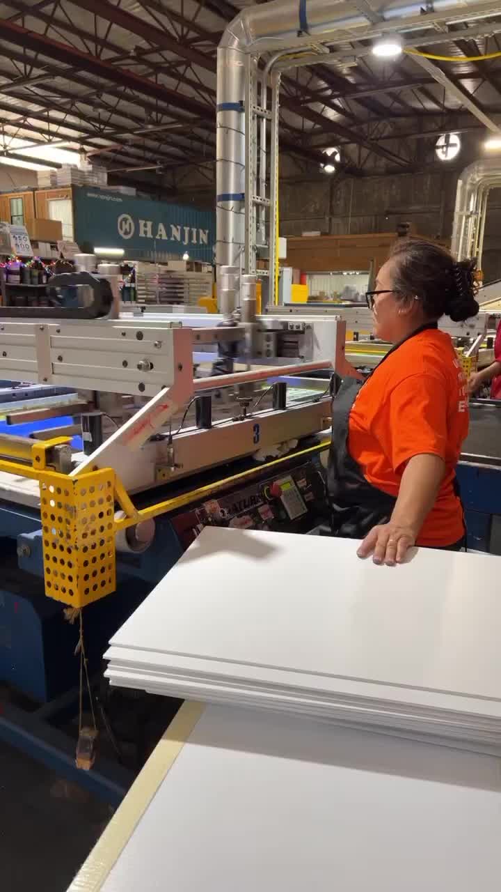 Video post from uzmarketing.