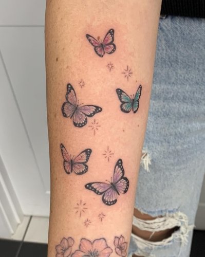 Carousel post from lovetattoossandhurst.