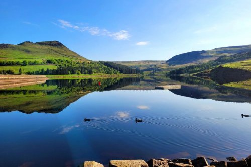 Carousel post from Dovestone Holiday Park.