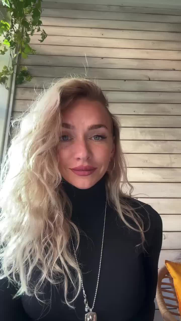 Video post from poledance_krasnodar.
