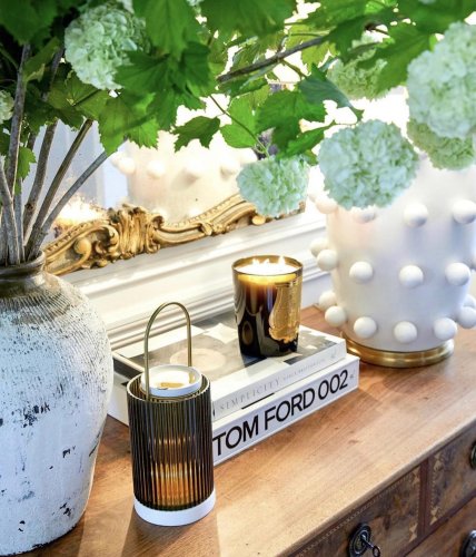 Carousel post from gildandco.