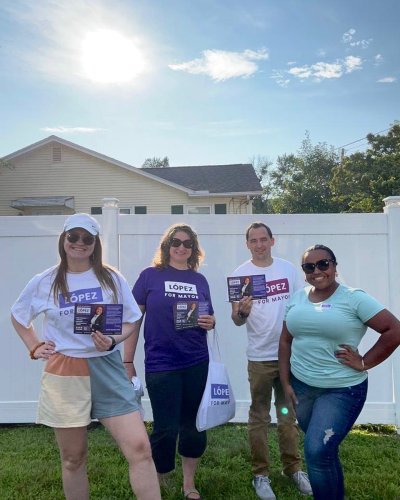 Photo post from electdelmarinalopez.
