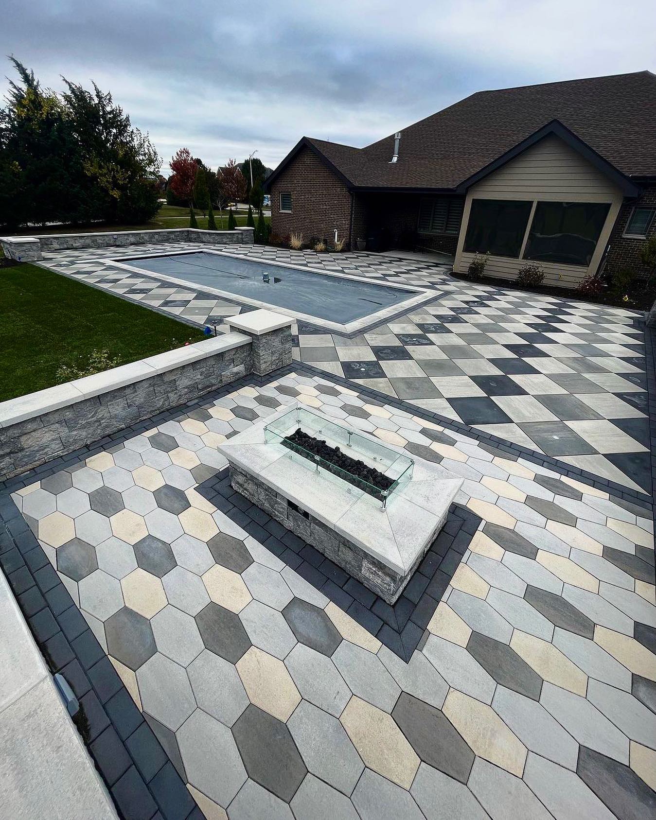 Photo post from techobloc.